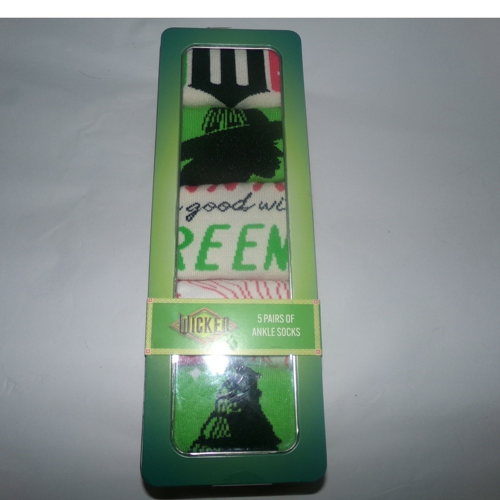 Wicked The Musical 5 Pairs Ankle Socks in Collector Tin Pink Green Broadway NWT